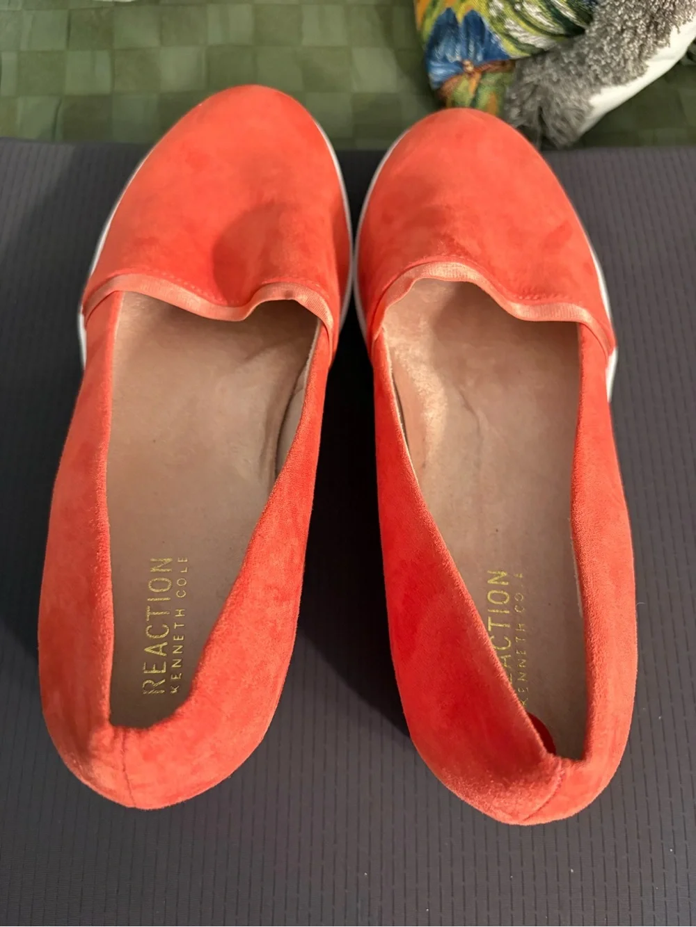 Kenneth Cole Reaction Coral-Red Suede Slip-On Flats